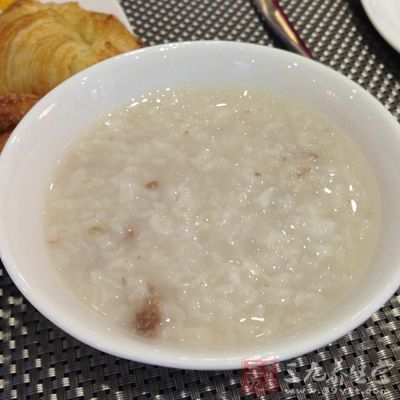牛肉粥可脾胃健壯、氣血充盈、筋骨強健