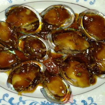 罐頭鮑魚是最普遍使用的鮑魚種類