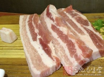 准備一些五花肉