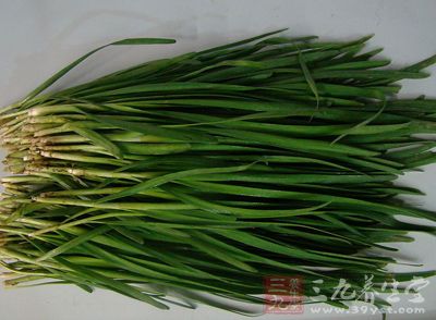 最後加入切好的韭菜