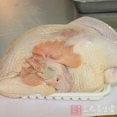 最好是用農家雞,或是三黃雞 最好是用農家雞,或是三黃雞