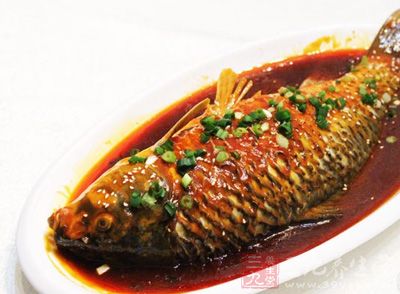 蔥、姜、蒜、干紅椒、八角、花椒准備好 蔥、姜、蒜、干紅椒、八角、花椒准備好