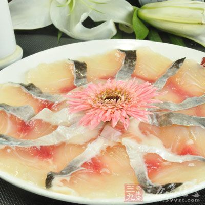 去腥,把魚片洗干淨 去腥,把魚片洗干淨