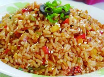 番茄醬是一種食用很廣泛的油炸食品佐料