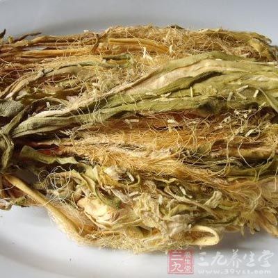 放入霸王花、南北杏、蜜棗