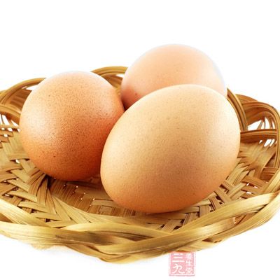 材料：雞蛋、西紅柿、黃瓜