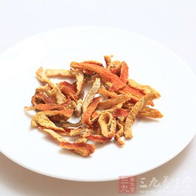 將所有材料洗淨備好陳皮用水泡軟