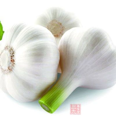 大蒜30g，大米100g，姜絲少許