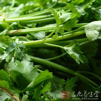 芹菜可清理腸道、美容瘦身