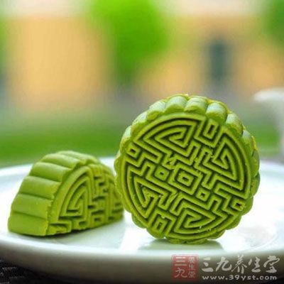 抹茶豆沙冰皮月餅