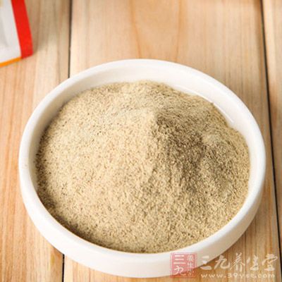 吃時可以放入少量的味精和胡椒粉 吃時可以放入少量的味精和胡椒粉