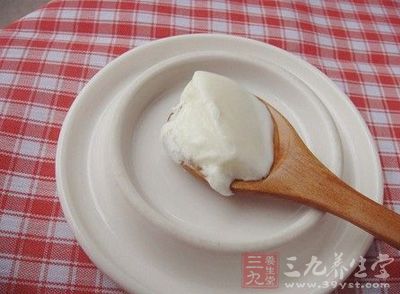 酸奶是我們日常生活中常見的奶制品