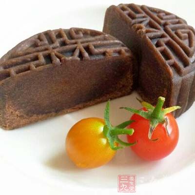 按壓成月餅