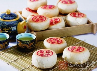 蘇式月餅是中國漢族中秋節的傳統食品，為蘇式糕點