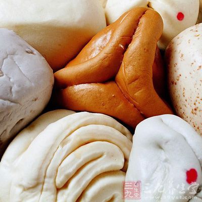 孕婦每天最低營養需要大致包括4兩主食 2008610144152410_2