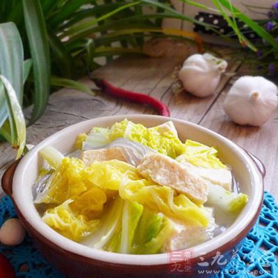 娃娃菜粉絲炖凍豆腐