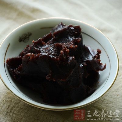 豆沙是買的，比較濕，炒干一點