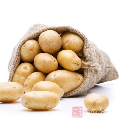 土豆含有更多的維生素，對孕婦身體益處很大