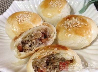 月餅的制作方式其實很簡單的