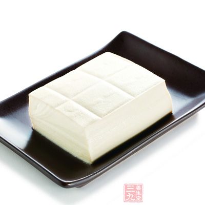 豆腐中含有孕初期大量需要的營養素蛋白質
