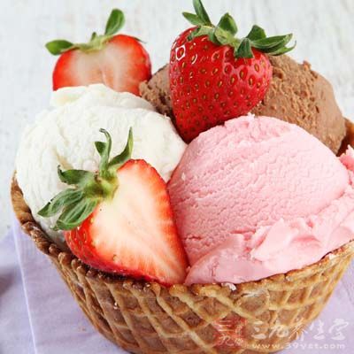 冰淇淋是一種含有優質蛋白質及高糖高脂的食品