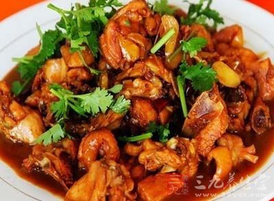 土豆和雞肉可謂是一對好搭檔