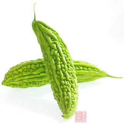 苦瓜中的苦味來源於生物鹼中的奎寧