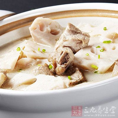 蓮藕炖排骨