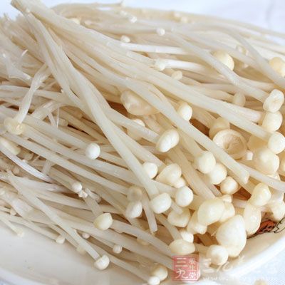 平時買金針菇如果多了一頓吃不完，沒過幾天金針菇就會壞掉