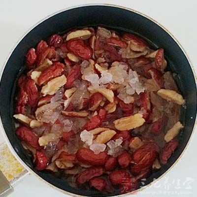 紅棗去核洗淨