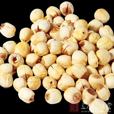 取新鮮蓮子15克,水煎服,連同蓮子一起服用,治夢遺過多 取新鮮蓮子15克,水煎服,連同蓮子一起服用,治夢遺過多