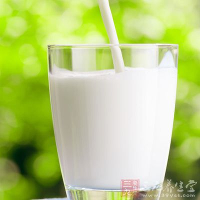 現代醫學研究發現,牛奶對消化性潰瘍病 現代醫學研究發現,牛奶對消化性潰瘍病