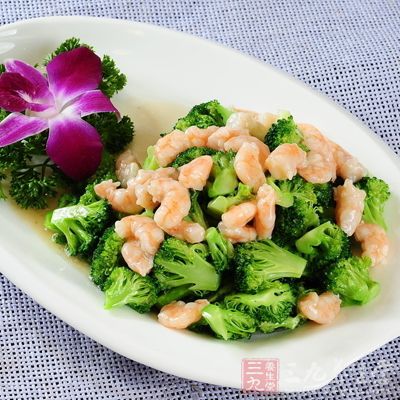 西蘭花炒蝦仁適合於輔助治療腎陽不足 西蘭花炒蝦仁適合於輔助治療腎陽不足
