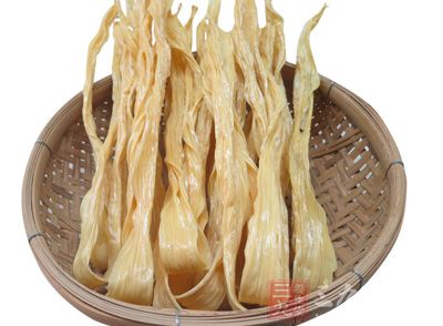 腐竹中含有豐富蛋白質，營養價值較高