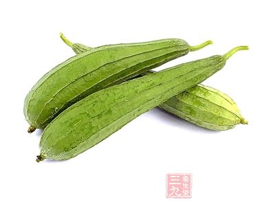 主料：絲瓜1根，豬肉(瘦)200克