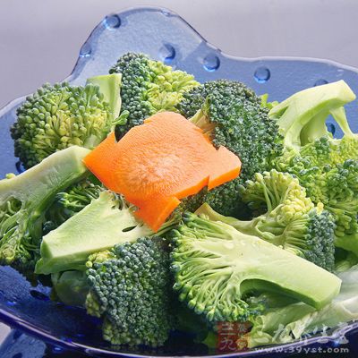 據分析，每100克新鮮西蘭花的花球中