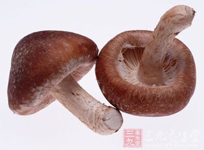 主料：蘑菇200克，豬肉(瘦)200克