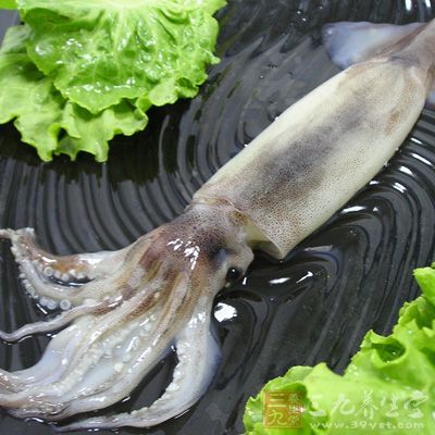 鱿魚所含多肽和硒有抗病毒、抗射線作用