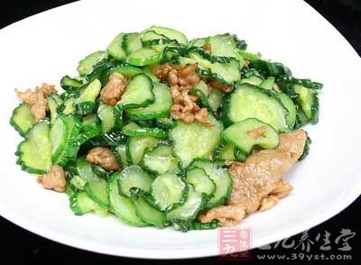 黃瓜炒肉的做法