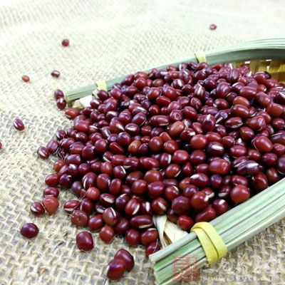 而脾胃不好的人，則可以利用紅豆來調理脾胃