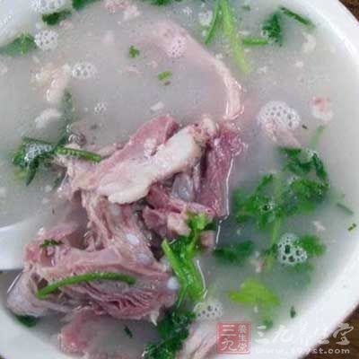 羊肉湯的制作過程