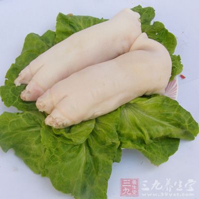 想要得到濃稠乳白的豬手湯 想要得到濃稠乳白的豬手湯