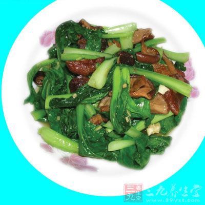 翻炒勻後蓋上鍋蓋焖一兩分鐘即可出鍋