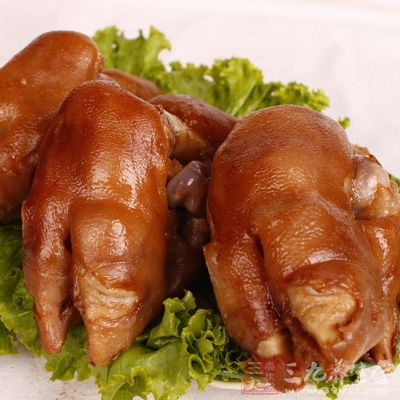 豬蹄具有“和氣血、潤肌膚、可美容”的功效