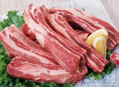 材料：豬肋條肉(五花肉)200克