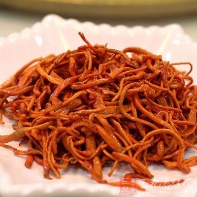 蟲草花性質平和，不寒不燥，對於多數人來說都可以放心食用