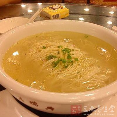 麻油雞湯面做法 麻油雞湯面做法