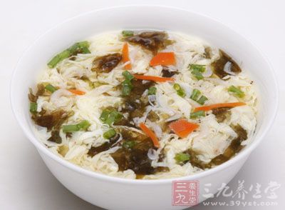 紫菜一塊，雞蛋3個