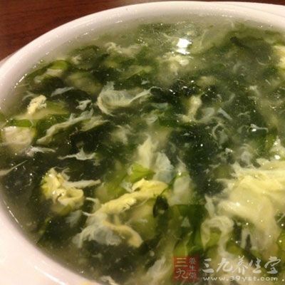 湯鮮味美的紫菜蛋花湯