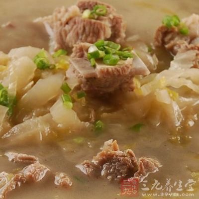 重新將排骨放到蒸鍋上面進行蒸制